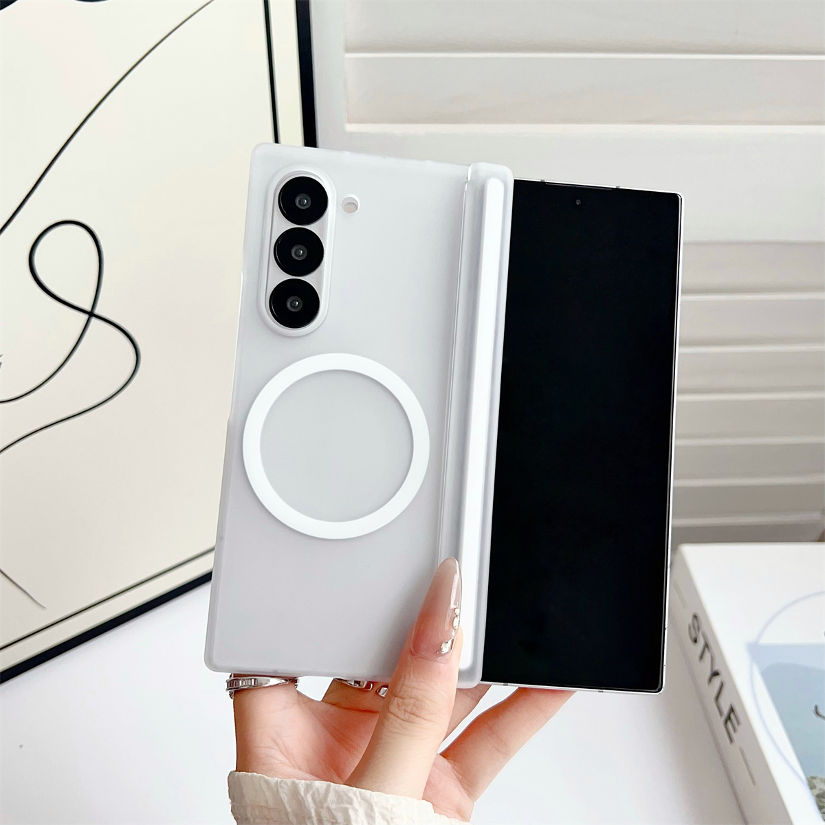 Custodia magnetica per telefon - Matte Frosted Case recensione e prezzo