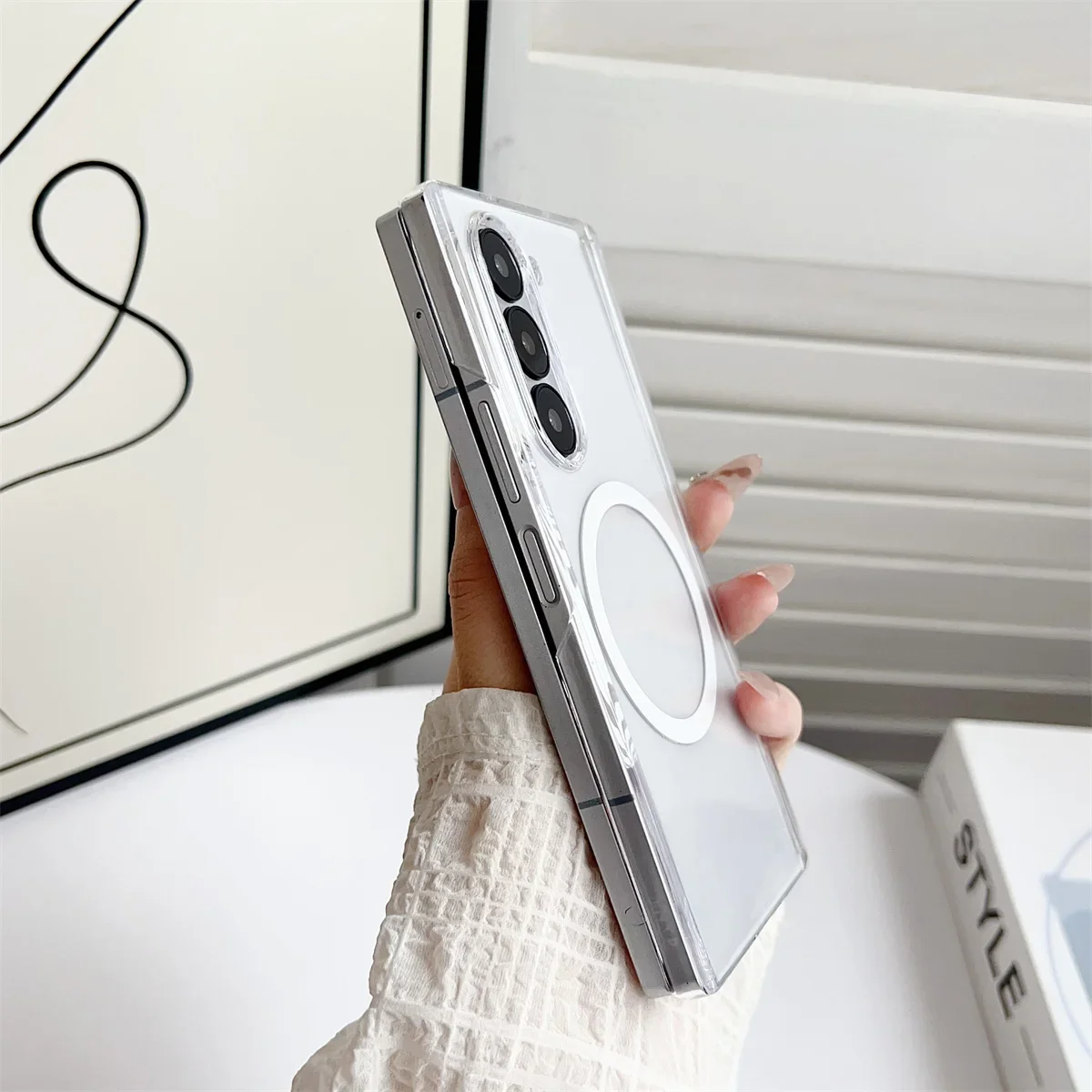 Custodia magnetica per telefon - Matte Frosted Case recensione e prezzo